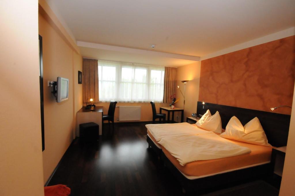 Gasthof Bacher Hotel Villach Exterior photo